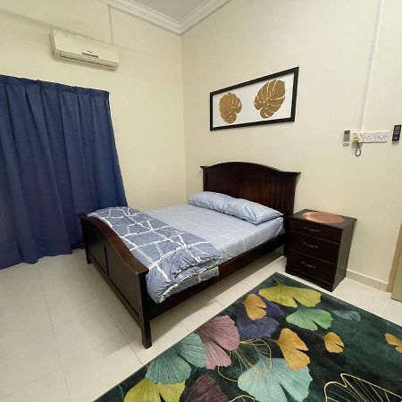 No 61 Nazirin Homestay Tmn Indah Raya 2 Manjung Lumut Dış mekan fotoğraf